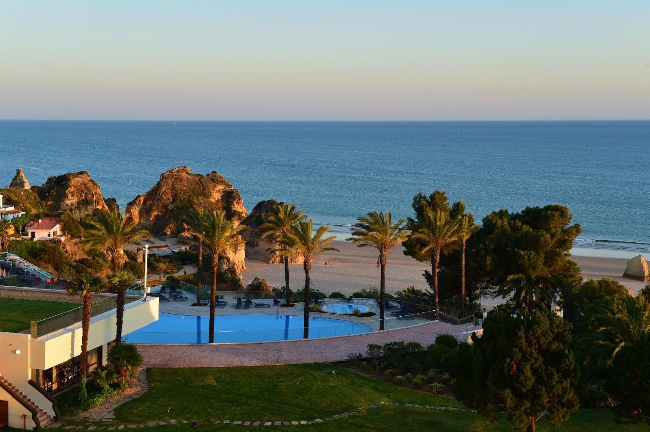 Pestana Alvor Praia Premium Beach & Golf Resort Dış mekan fotoğraf View of the beach of Sabinillas