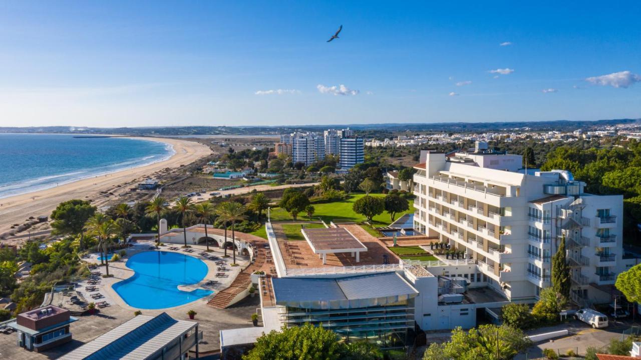 Pestana Alvor Praia Premium Beach & Golf Resort Dış mekan fotoğraf Aerial view of the resort