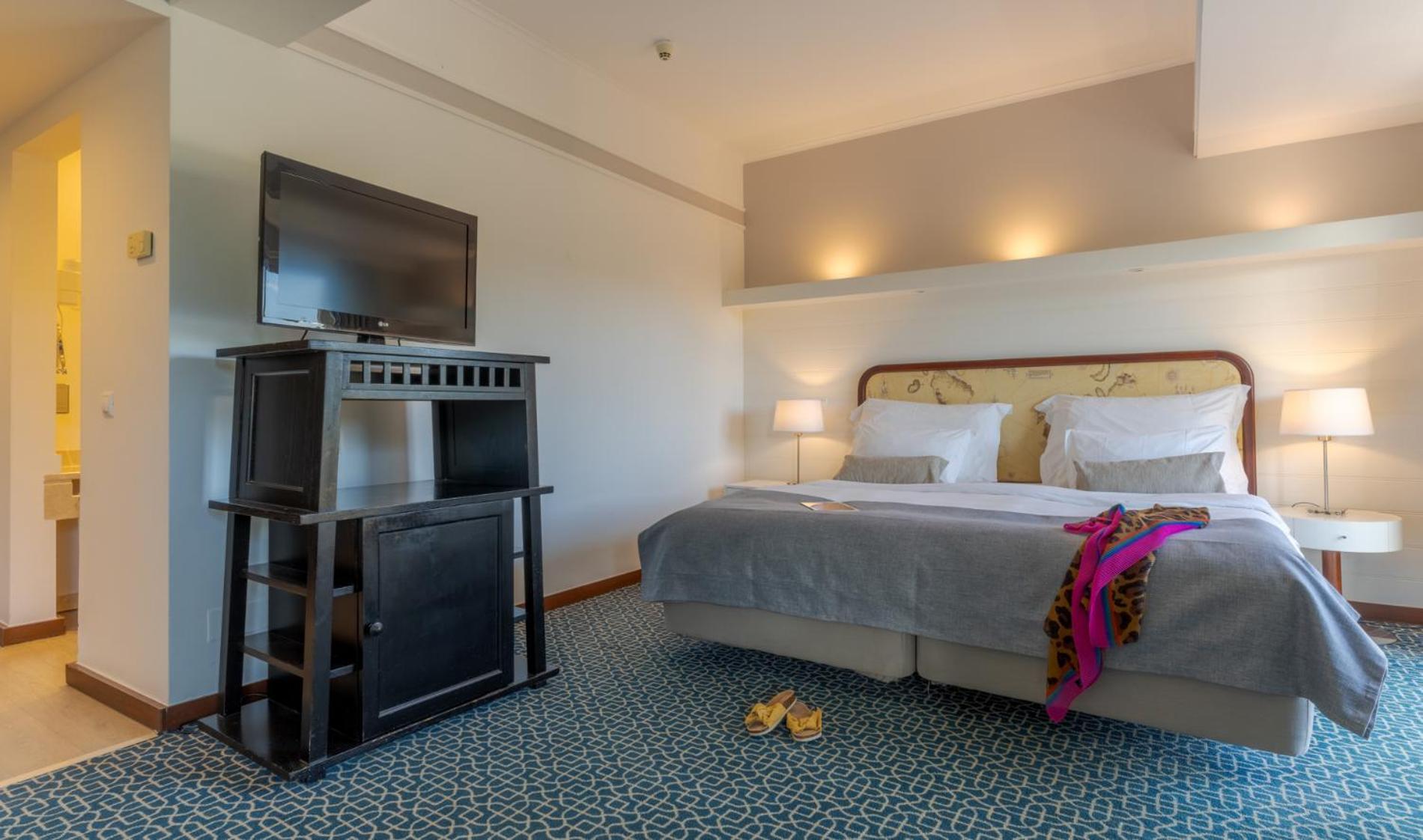 Pestana Alvor Praia Premium Beach & Golf Resort Dış mekan fotoğraf A room at the hotel