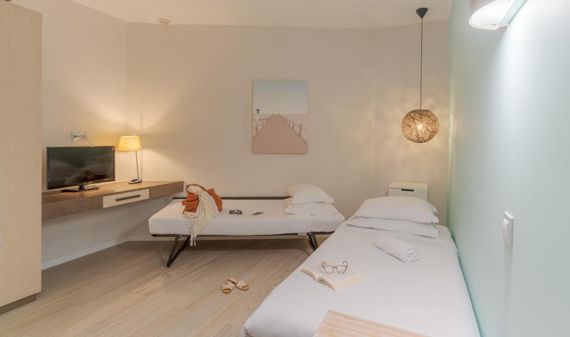 Pestana Alvor Praia Premium Beach & Golf Resort Dış mekan fotoğraf A room at the hotel